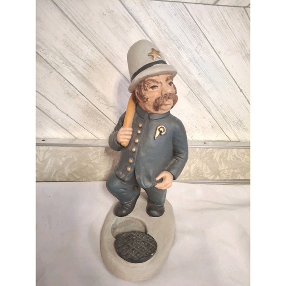 Pinkerton Service  Heroes Corp  Large Detective Figure Open Manhole Cover 1989
